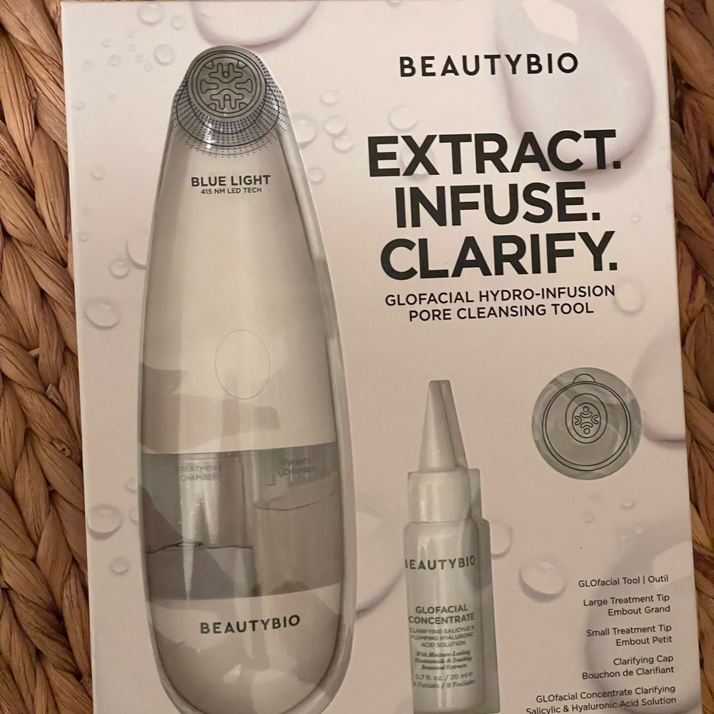 BeautyBio Glacial Pore Cleansing Tool